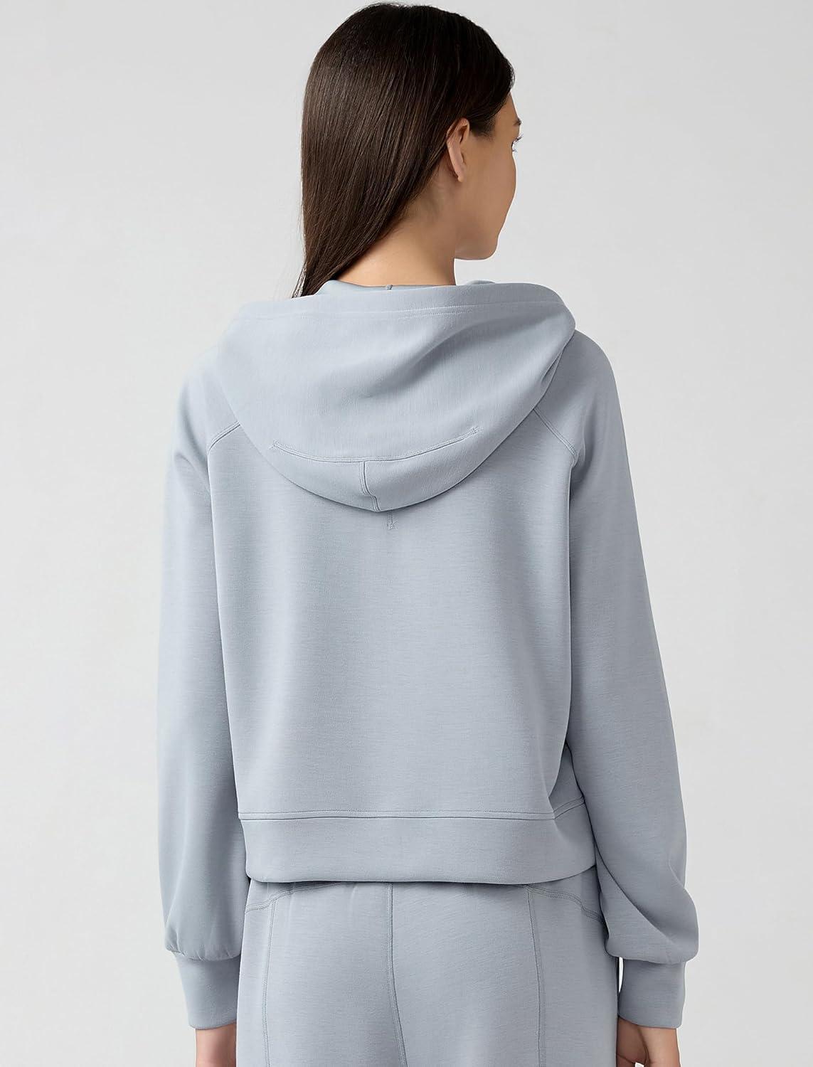Yvette Women’s Hoodies Sweatshirts Pullover Comfy Long Sleeve Tops with Pockets Winter Fall Fashion Outfits Clothes(Grey)