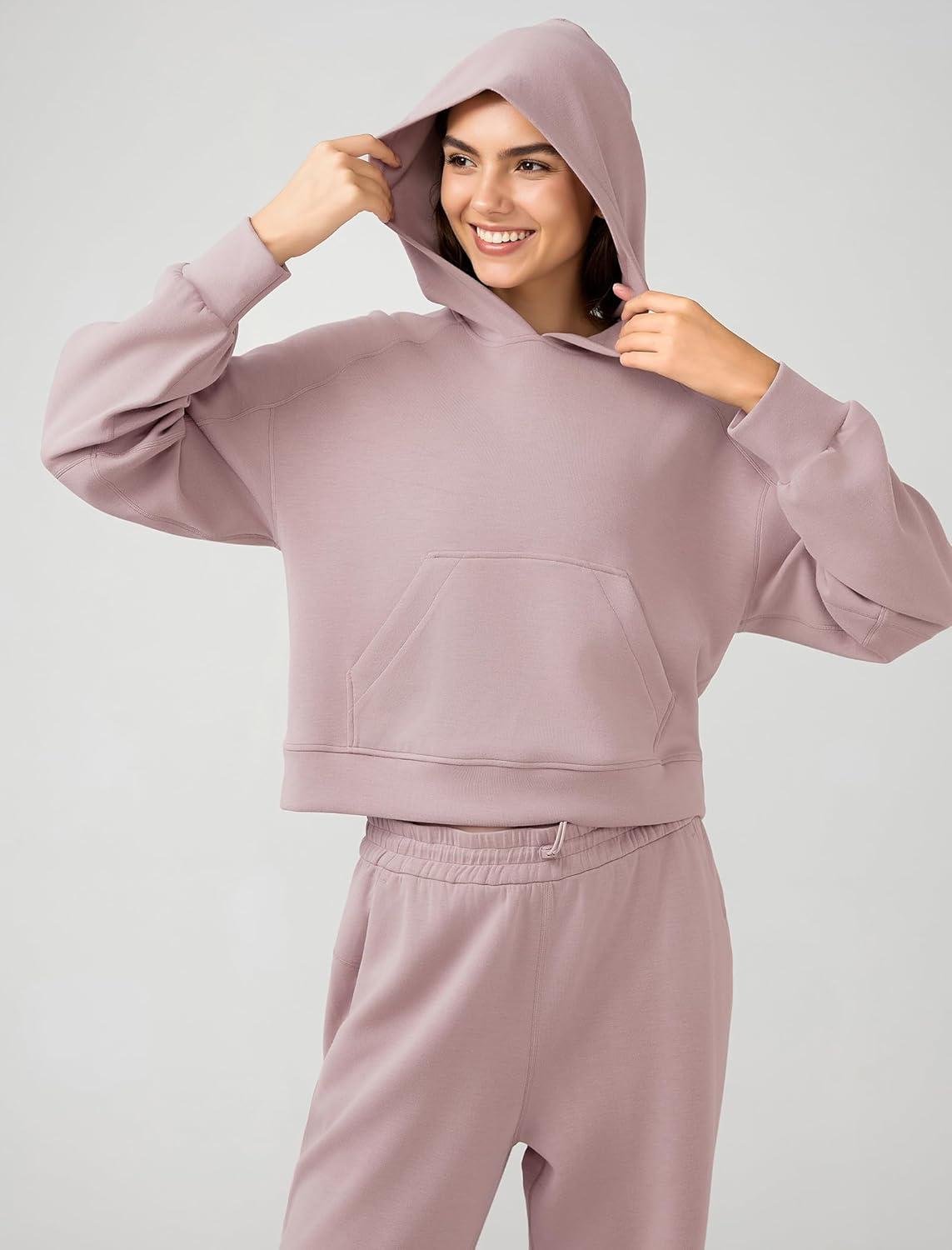 Yvette Women’s Hoodies Sweatshirts Pullover Comfy Long Sleeve Tops with Pockets Winter Fall Fashion Outfits Clothes(Pink)