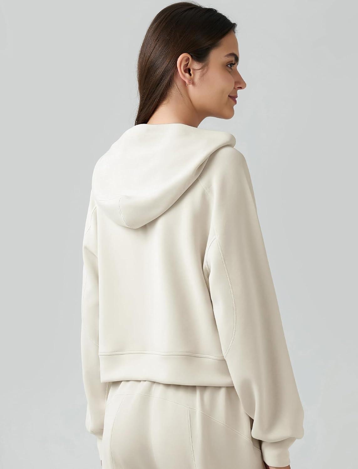 Yvette Women’s Hoodies Sweatshirts Pullover Comfy Long Sleeve Tops with Pockets Winter Fall Fashion Outfits Clothes(White)